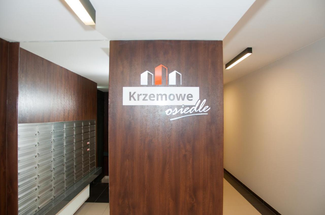 Apartament Cybernetyki Mokotow 바르샤바 외부 사진