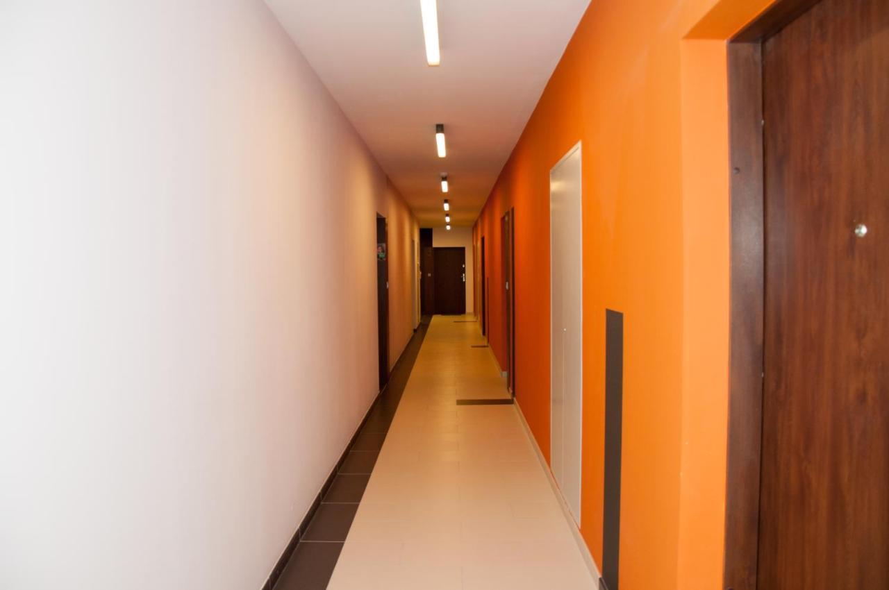 Apartament Cybernetyki Mokotow 바르샤바 외부 사진